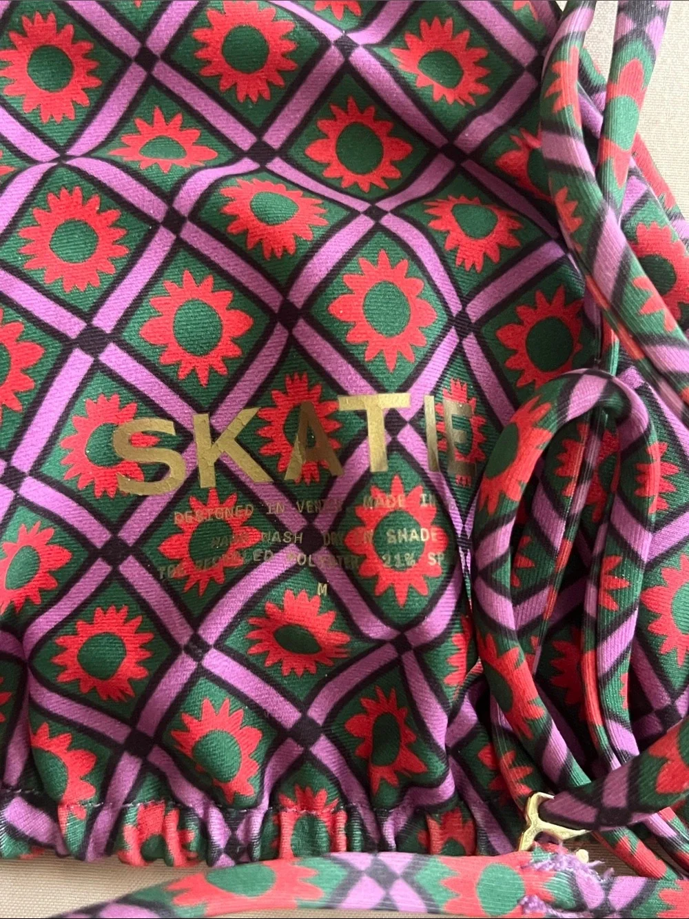 Skatie Ella top